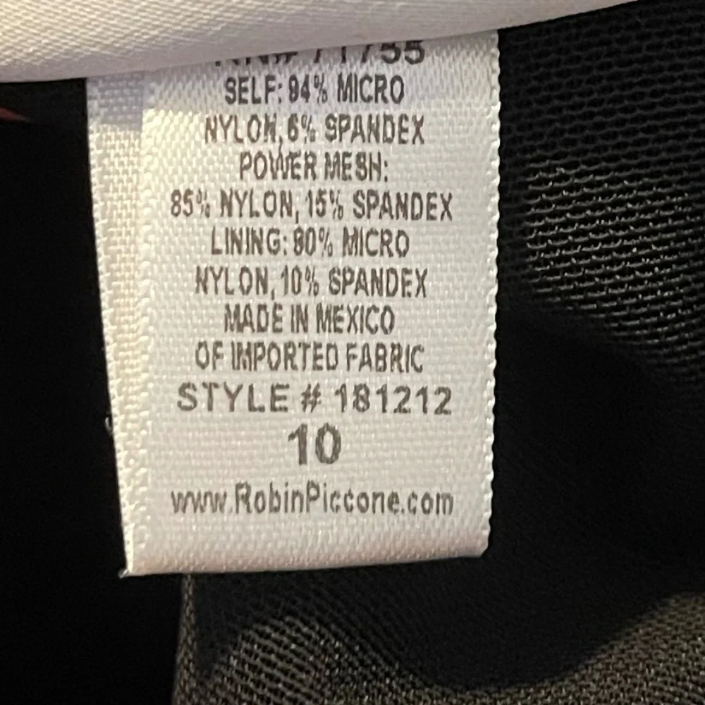 Robine Piccone Lina Ruffle V- Neck One-Piece Swimsuit - Size 10 - Picture 11 of 12